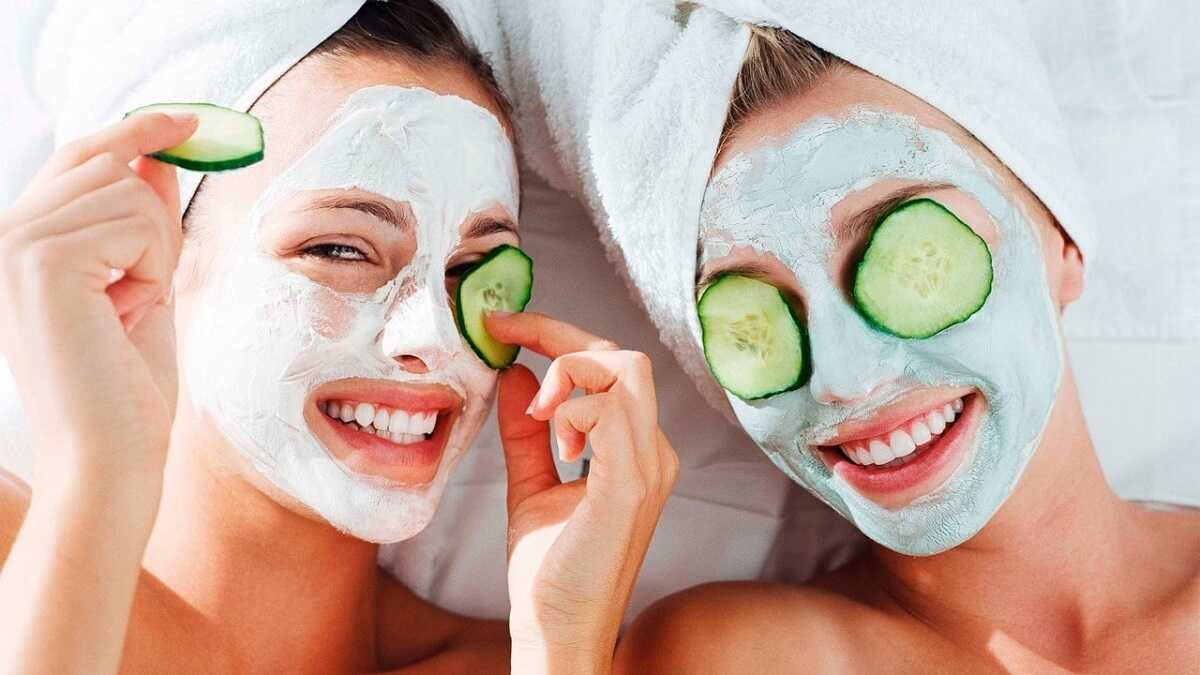 Massage bằng dưa leo cho đôi mắt sáng và đẹp hơn Massage bằng dưa leo cho đôi mắt sáng và đẹp hơn