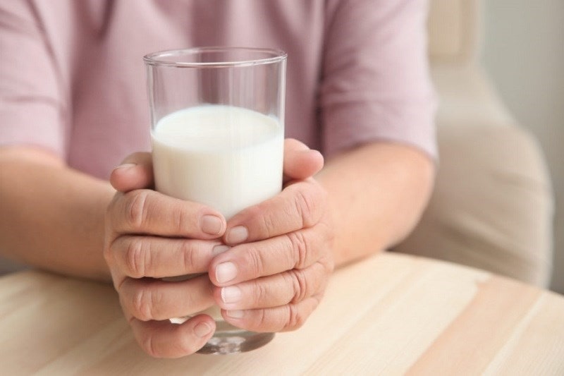 Một ly sữa ấm sẽ giúp tiêu hóa tốt hơn và nâng cao chất lượng giấc ngủ Một ly sữa ấm sẽ giúp tiêu hóa tốt hơn và nâng cao chất lượng giấc ngủ