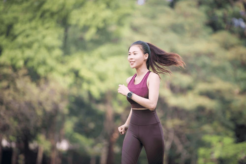 Nên đi bộ vào khung giờ buổi chiều là từ 16h - 18h là tốt nhất Nên đi bộ vào khung giờ buổi chiều là từ 16h - 18h là tốt nhất