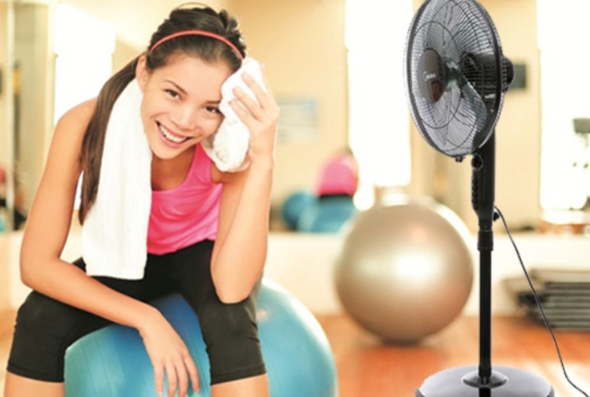 Nên nghỉ ngơi, hạ nhiệt cơ thể trong 10 - 15 phút sau khi chạy rồi mới tắm Nên nghỉ ngơi, hạ nhiệt cơ thể trong 10 - 15 phút sau khi chạy rồi mới tắm