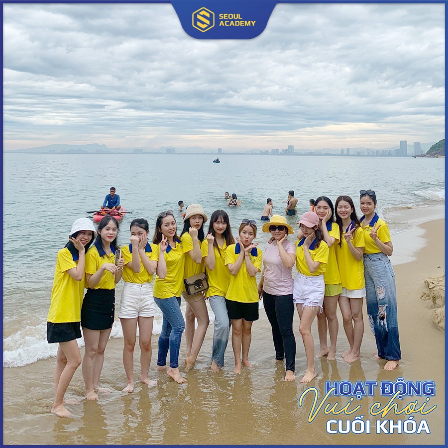 Tham gia các buổi ngoại khóa hữu ích và vui vẻ