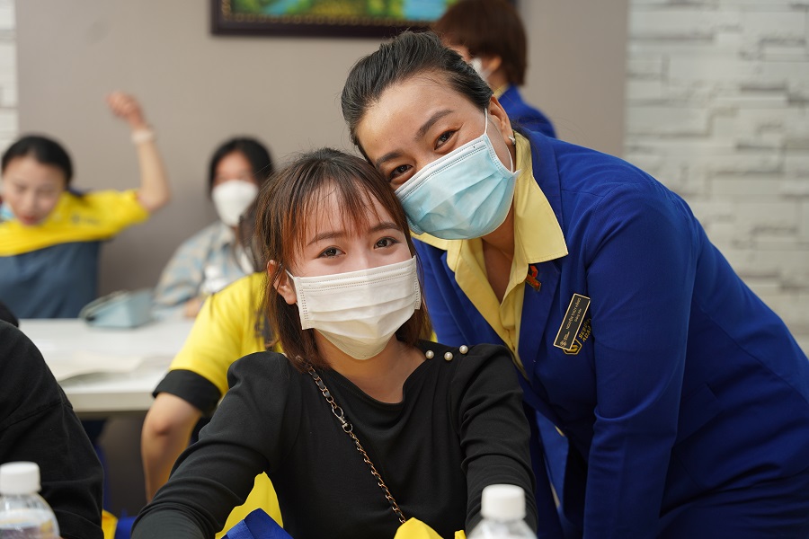 Giảng viên tại Seoul Spa luôn tận tình với học viên