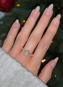 Mẫu nail da báo màu nail hợp với cô nàng mệnh kim