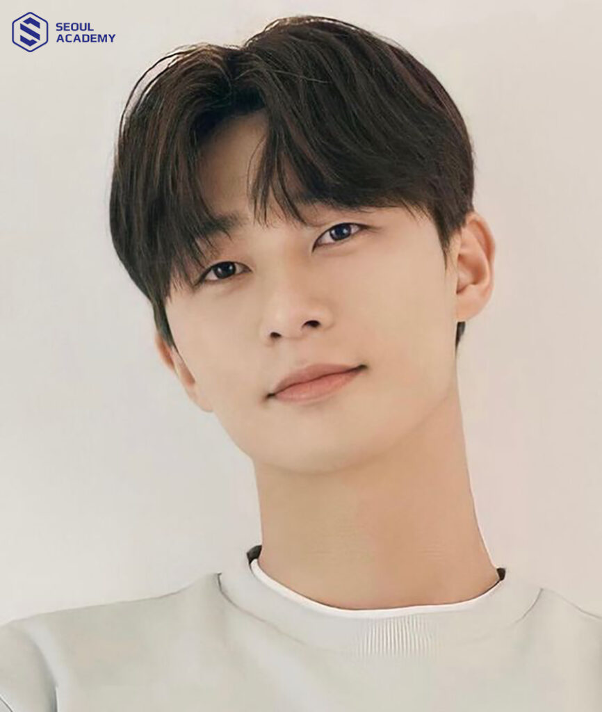 Top kiểu tóc 5/5 nam cực kỳ trẻ trung, hợp với mọi gương mặt