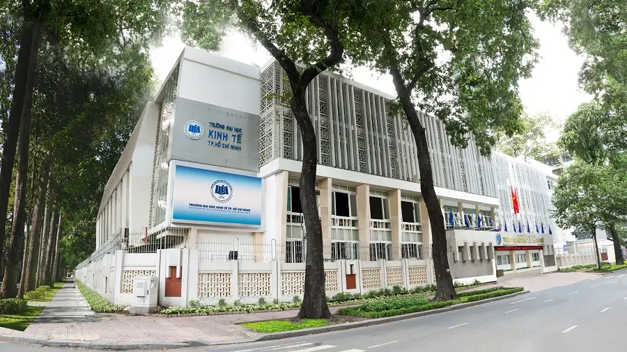 Trường đại học kinh tế là một trong những ngôi trường uy tín có cơ sở tại quận 3