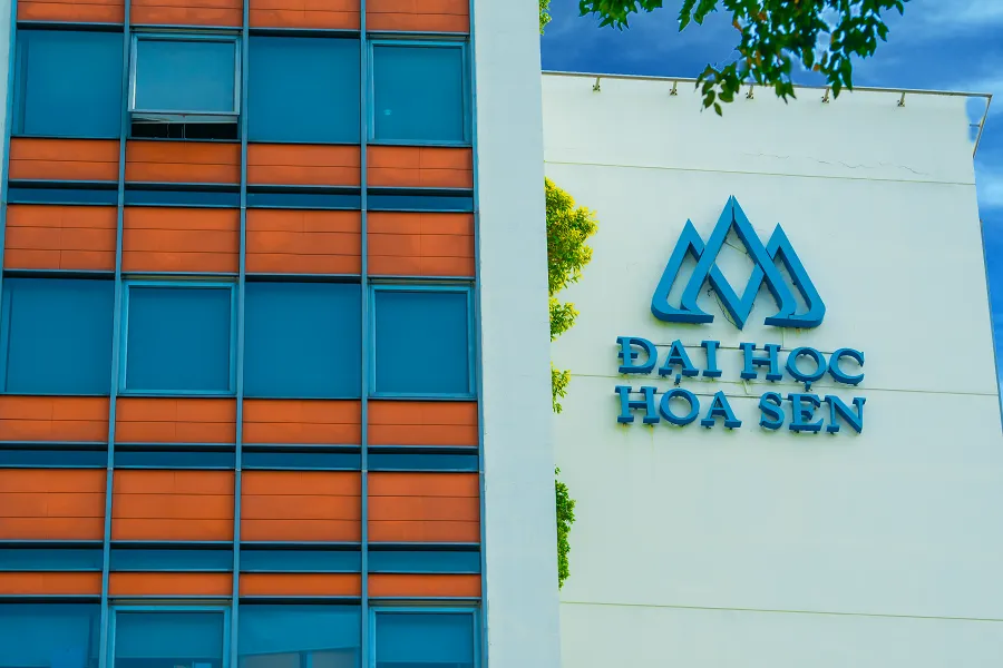 Đại học Hoa Sen tại quận 3 nổi tiếng với chương trình đào tạo lĩnh vực kinh doanh, thiết kế