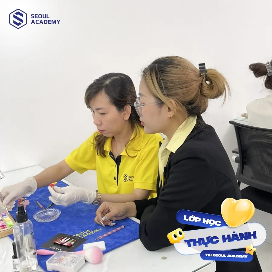 Thời gian học nghề nail kéo dài bao lâu phụ thuộc vào nhiều yếu tố khác nhau