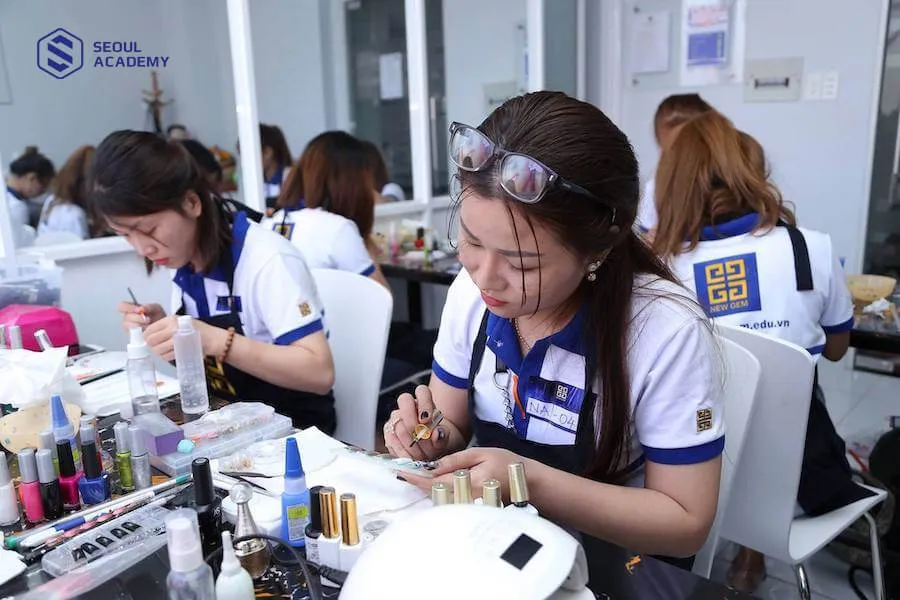 Học Nail tại New Gem