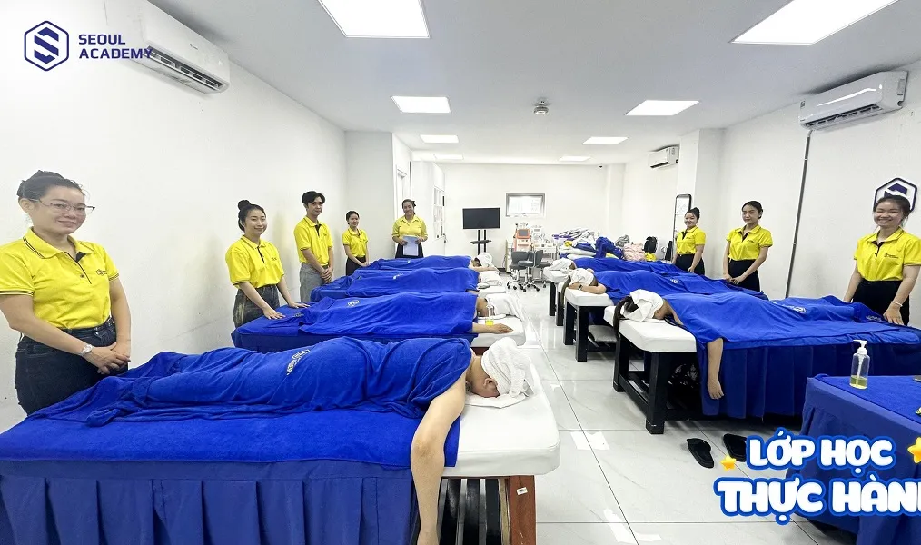 Không có bằng cấp 3 vẫn có thể xin việc ngành spa, chỉ cần bạn có chứng chỉ nghề