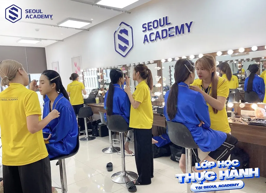 Khóa học trang điểm chuyên nghiệp phù hợp với nhiều đối tượng khác nhau
