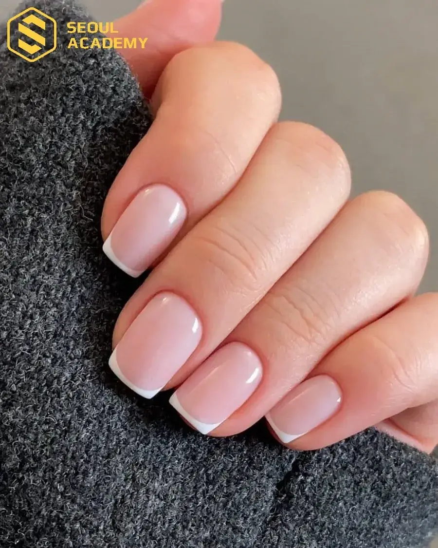 Tinh tế và tự nhiên với nail màu da tiệp màu móng thật