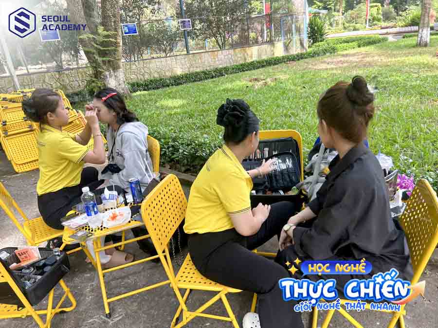 Ngọc Linh – Cựu học viên, hiện đang là Freelance Makeup tại TP.HCM.