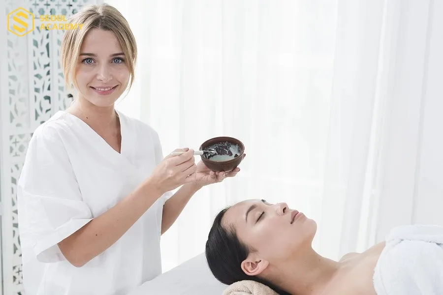 Ngành spa/thẩm mỹ có nhu cầu nhân lực lớn rất phù hợp với nữ giới