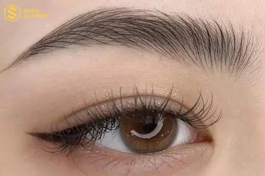 Điêu Khắc Hairstroke là kỹ thuật tạo dáng mày tự nhiên như thật, vô cùng tự nhiên