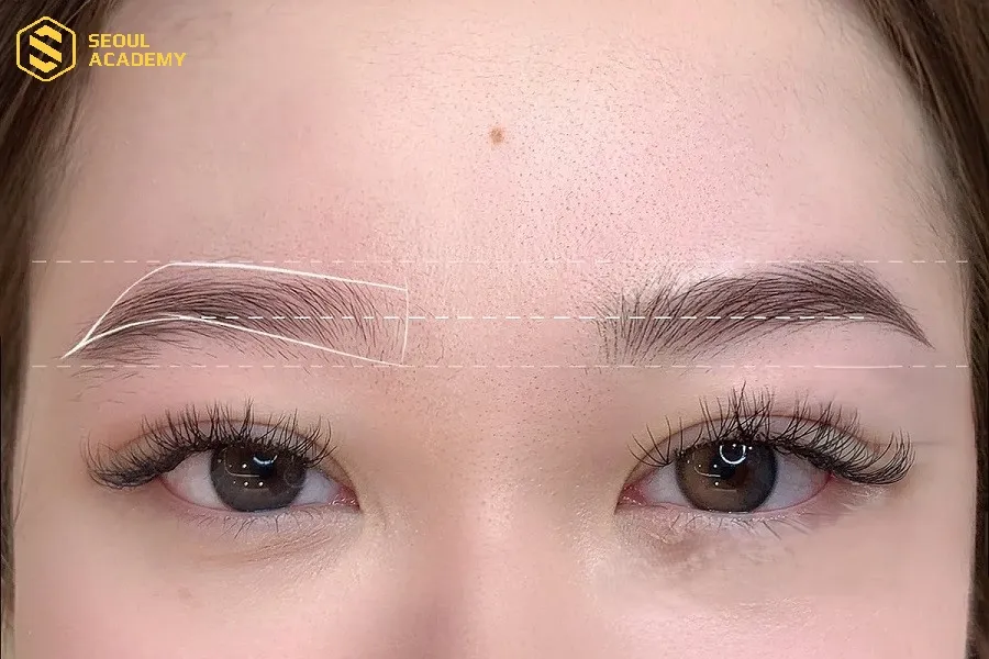 Tạo Sợi FlyBrows là công nghệ tạo sợi chân mày tiên tiến tạo sợi lông mày phù hợp với cấu trúc khuôn mặt