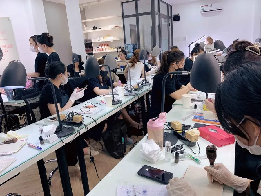 MaiLee Brows Academy cung cấp đa dạng các kỹ năng phun xăm chân mày uy tín