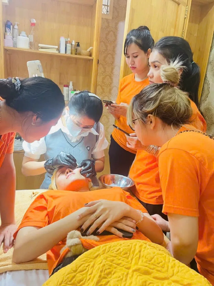 Eva Spa chi nhánh Cần Thơ đào tạo lĩnh vực phun xăm thẩm mỹ chuyên nghiệp