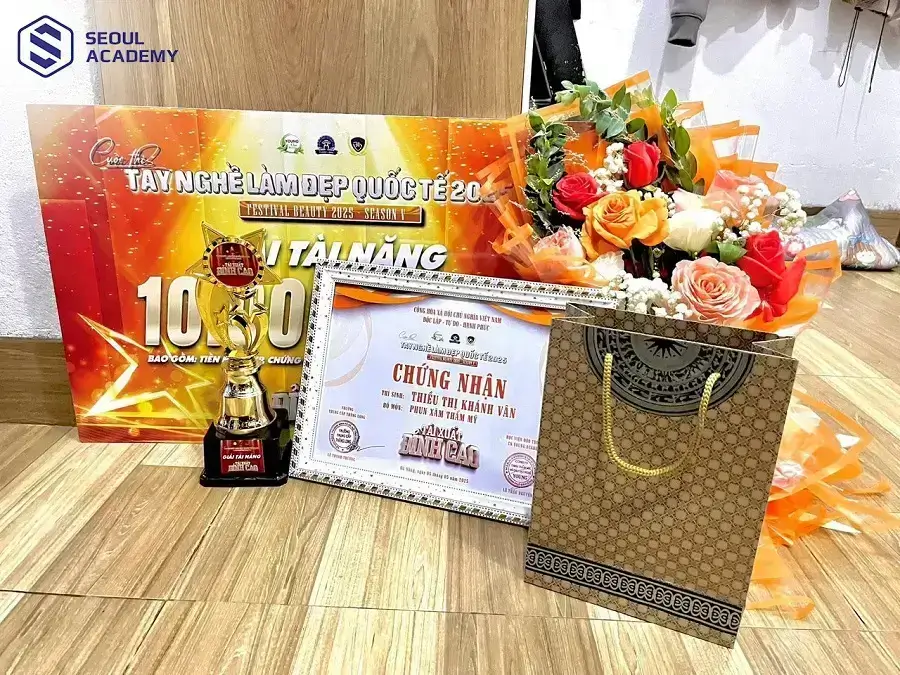 Sau khi hoàn thành khóa học nghề cấp tốc, học viên vẫn được cấp chứng chỉ nghề uy tín khi vượt qua kỳ thi cuối khóa