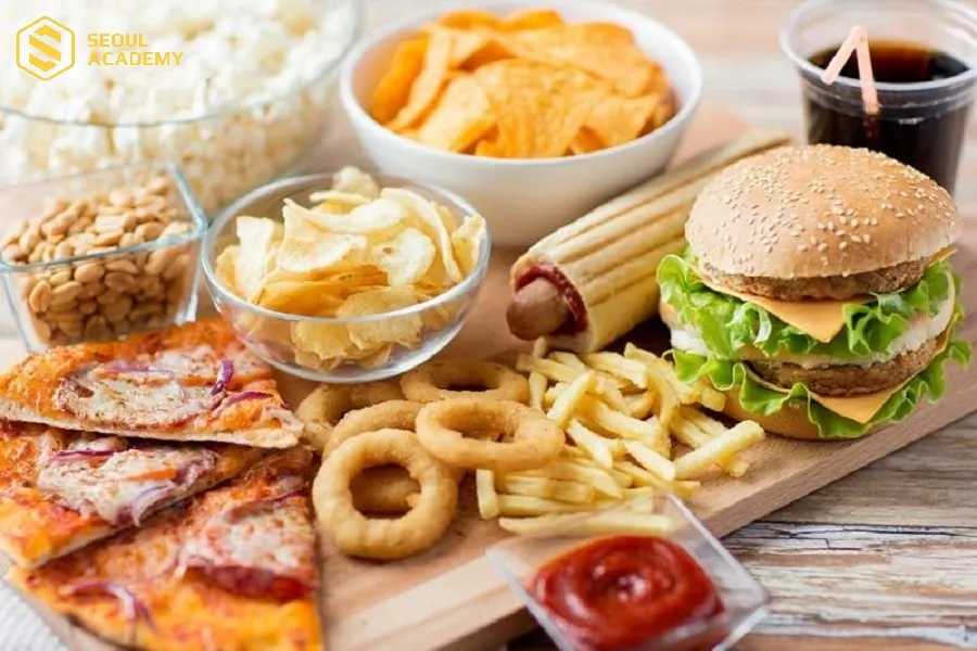 Bên cạnh trứng bạn cũng cần kiêng khem đúng cách một số loại thực phẩm có thể ảnh hưởng đến da sau peel
