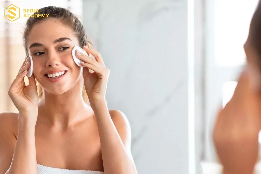 Khi lớp da cũ đã bong hết và da non ổn định, bạn có thể dần quay trở lại chế độ ăn uống bình thường