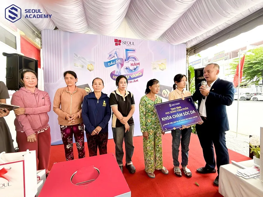 Học bổng tại Seoul Academy không chỉ là một món quà vật chất mà còn là lời động viên tinh thần kịp thời