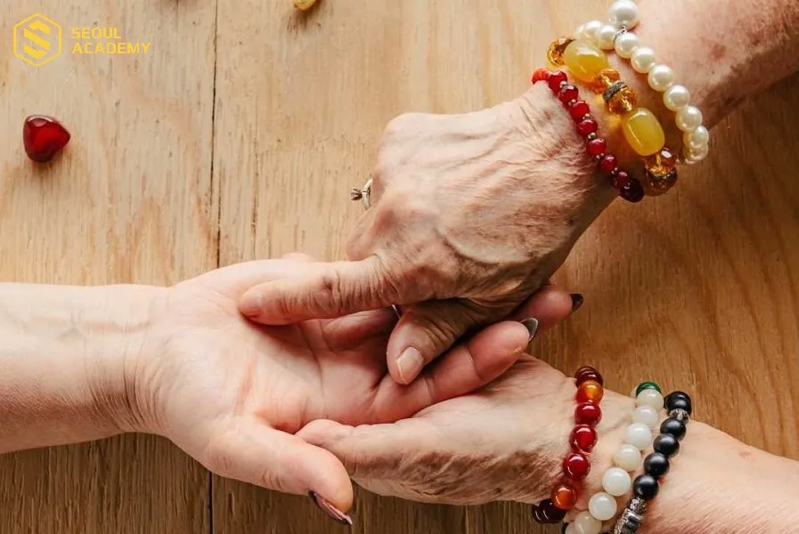 Hình dáng bàn tay ở mỗi người cũng sẽ thể hiện những ý nghĩa riêng về bản thân người sở hữu