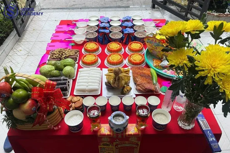 Văn khấn cúng cô hồn tháng 7 dài và trang trọng hơn