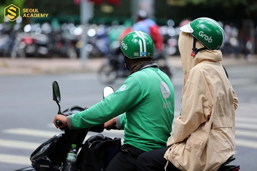 Chạy xe công nghệ cũng là một cách kiếm tiền nhanh có thể nhận được lương liền trong ngày
