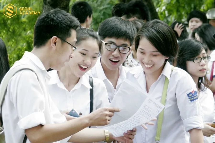 Tất cả học sinh THPT cần học 8 môn chính bắt buộc