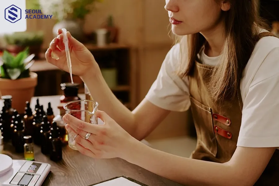 Chi phí học điều chế nước hoa sẽ phụ thuộc vào nhiều yếu tố khác nhau