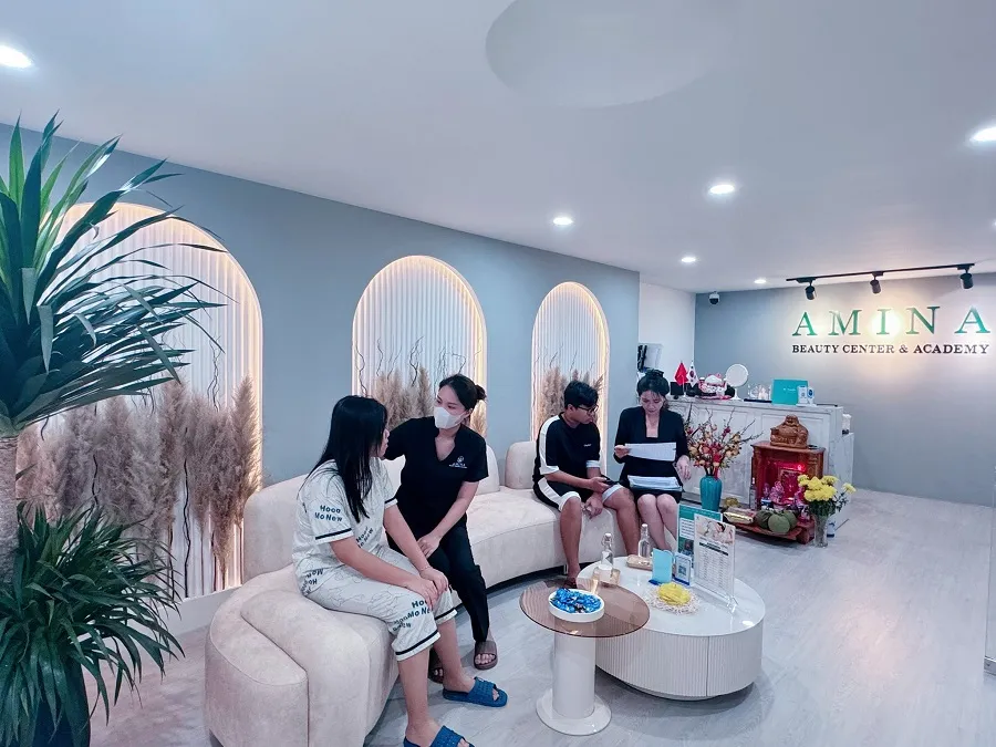 Các khóa học nghề tại Phương Mina Beauty & Spa Vũng Tàu nổi bật với chi phí hợp lý