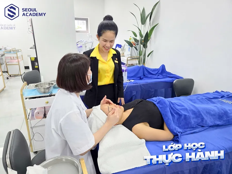 Học phí khóa học massage trị liệu sẽ có sự dao động phụ thuộc vào các yếu tố