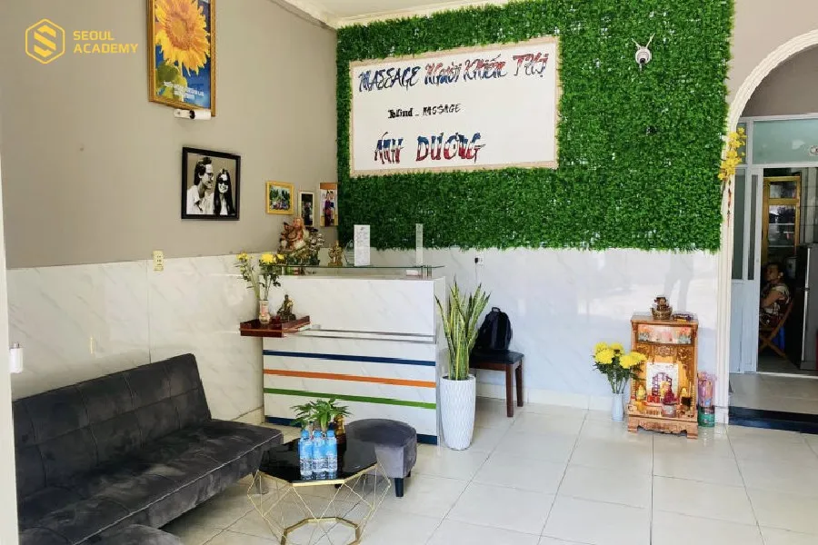 Massage Ánh Dương tọa lạc tại quận 10 với không gian ấm cúng mang đến cho bạn trải nghiệm thư giãn và thoải mái