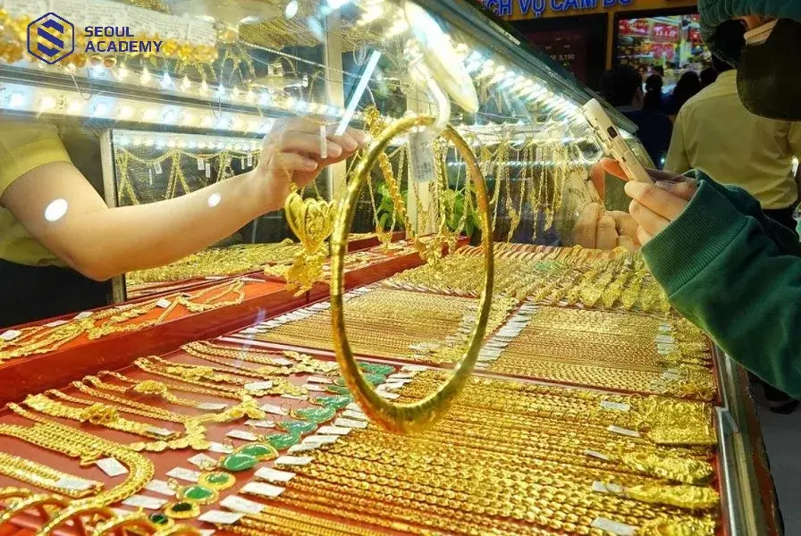Kinh doanh vàng bạc là lĩnh vực vô cùng phù hợp với người mệnh Kim