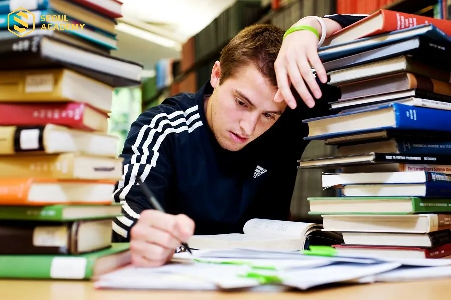 Cắt tóc trước khi thi theo quan niệm khoa học có thể giúp bạn thoải mái, tự tin hơn