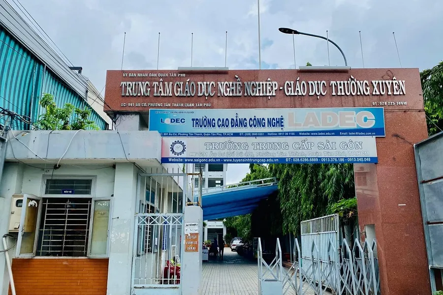 Trung tâm GDTX Tân Phú là trường bổ túc cấp 3 tại TPHCM được xây dựng theo tiêu chuẩn quốc gia