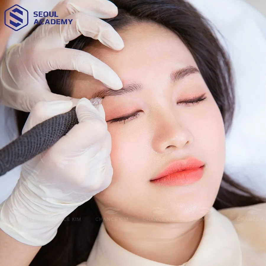 Sử dụng mực hairstroke chất lượng để đảm bảo an toàn và chân mày lên chuẩn đẹp