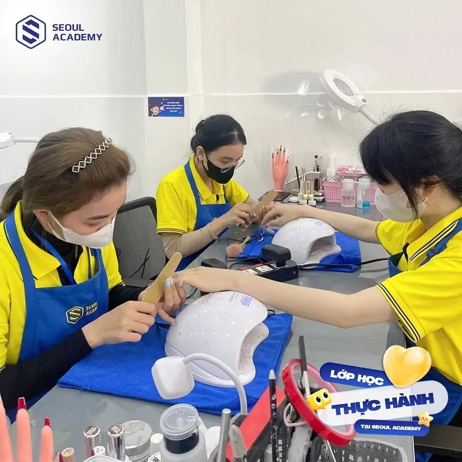 Học nail đi nước ngoài giúp tạo ra cơ hội việc làm ổn định với mức thu nhập cao cho người định cư tại nước ngoài
