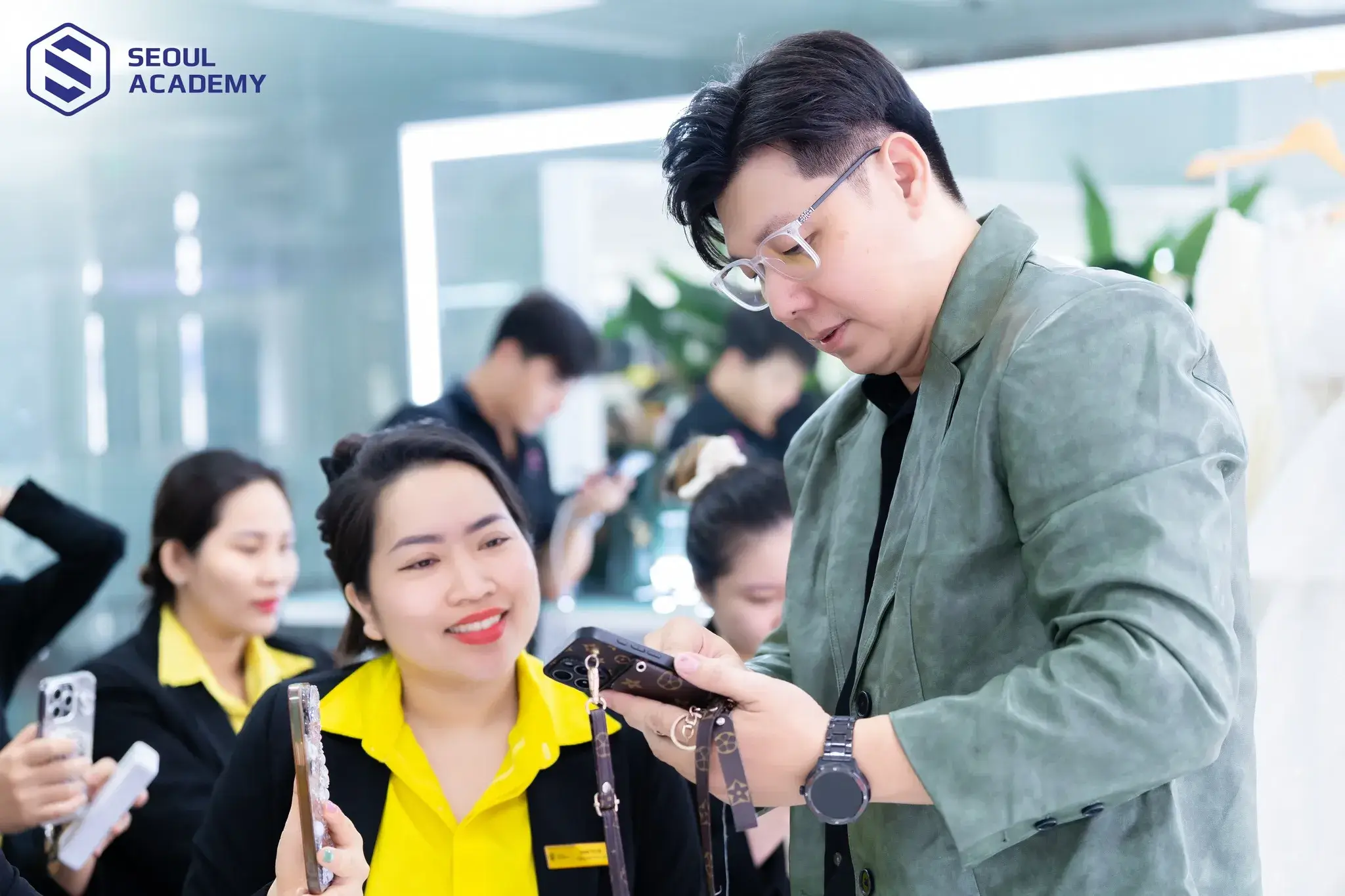 Học nghề chăm sóc sắc đẹp bạn sẽ có cơ hội việc làm rộng mở