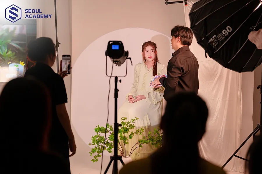 Beauty Stylist chính là một chuyên gia định hình phong cách, hình ảnh bên ngoài