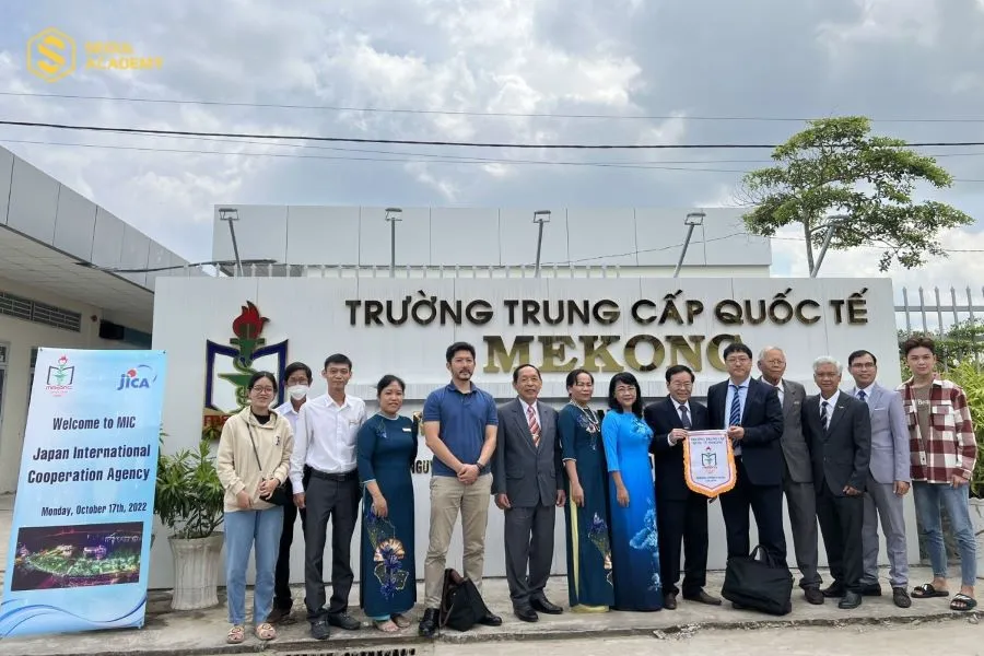 Sau khi hoàn thành khóa học, học viên sẽ được nhận bằng Trung cấp và có thể liên thông lên bậc cao hơn hoặc trực tiếp làm việc tại bệnh viện