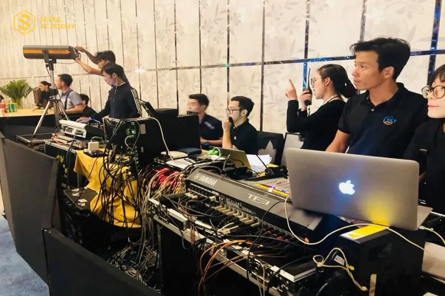 Tổ chức sự kiện là lĩnh vực năng động, sáng tạo với nhiều cơ hội nghề nghiệp hấp dẫn