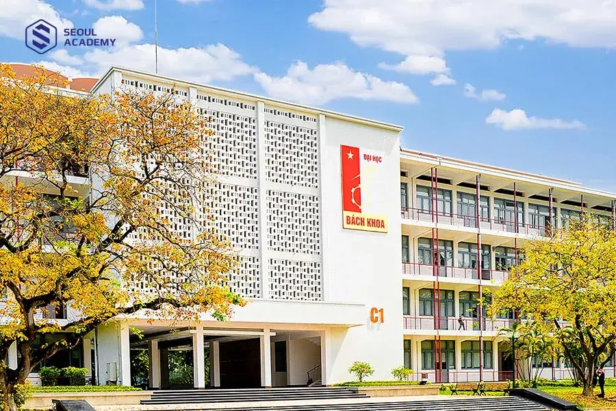 Đại học Bách Khoa Hà Nội với hơn 65 năm đào tạo trong lĩnh vực giáo dục