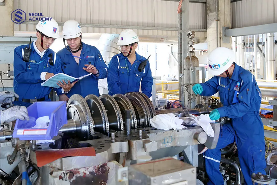 Công nhân có đa dạng lựa chọn việc làm Công nhân có đa dạng lựa chọn việc làm