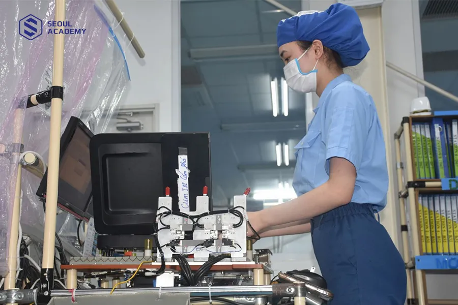 Hình thức làm việc của công nhân rất linh hoạt Hình thức làm việc của công nhân rất linh hoạt