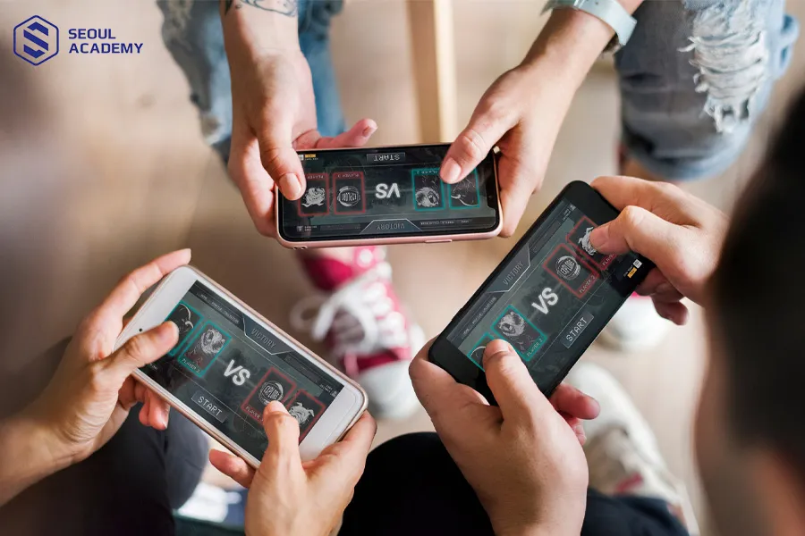 Mải chơi game là một lý do phổ biến khiến trẻ điểm kém Mải chơi game là một lý do phổ biến khiến trẻ điểm kém