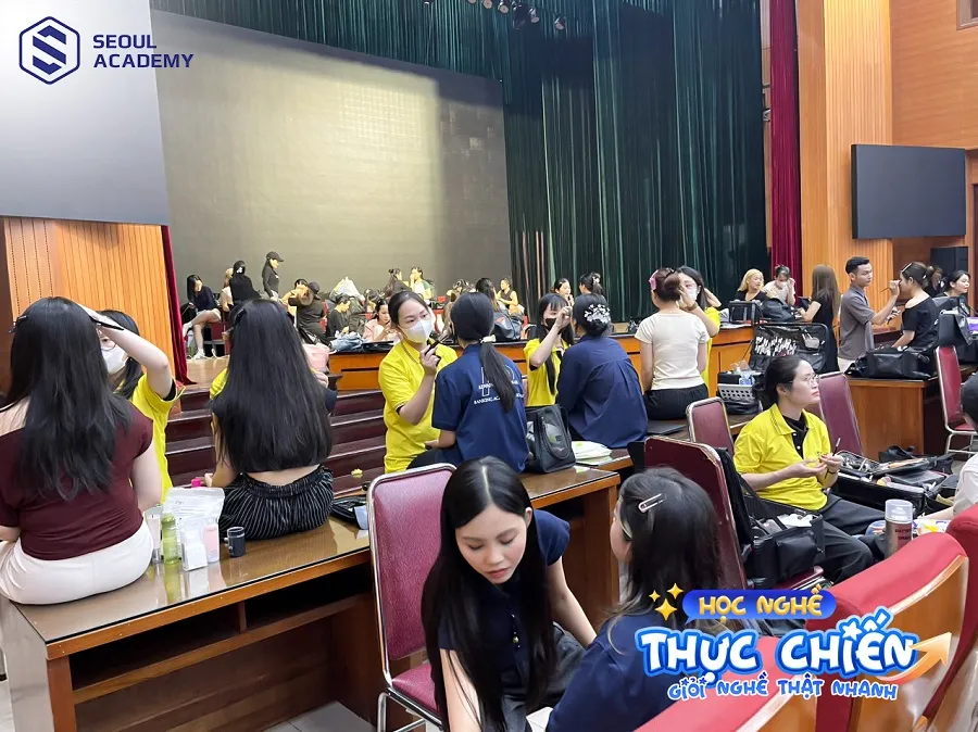 Seoul Academy là địa chỉ dạy khoá trang điểm cô dâu chuyên nghiệp uy tín