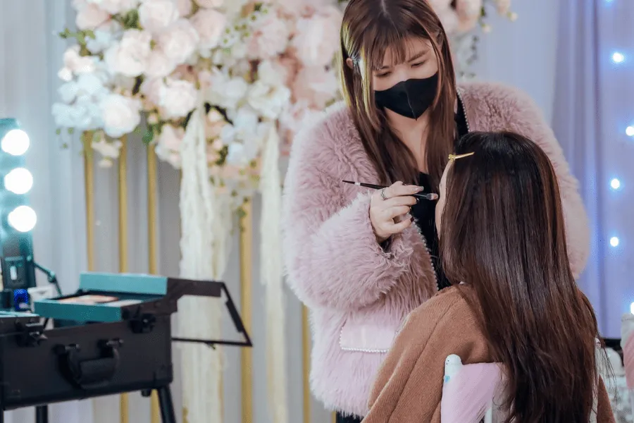 Khóa học trang điểm ở Vương Linh Lan Makeup phù hợp với nhiều đối tượng học viên