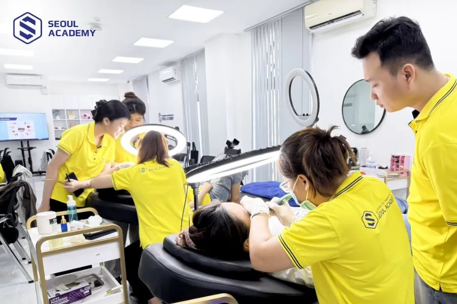 Seoul Academy là một trong những địa chỉ đào tạo phun xăm thẩm mỹ uy tín được nhiều học viên lựa chọn