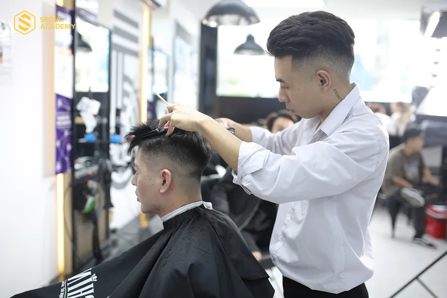 Khóa học cắt tóc nam phù hợp với nhiều đối tượng học viên khác nhau